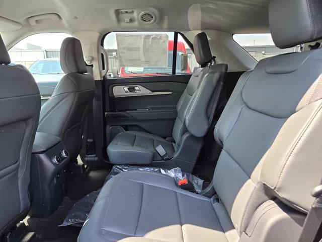 new 2025 Ford Explorer car, priced at $48,205