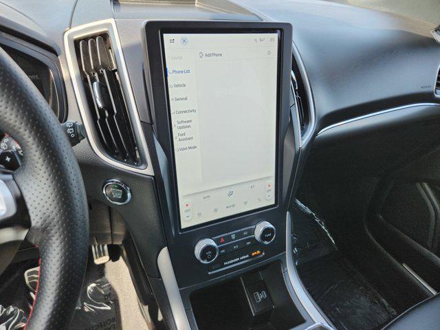 used 2024 Ford Edge car, priced at $35,998