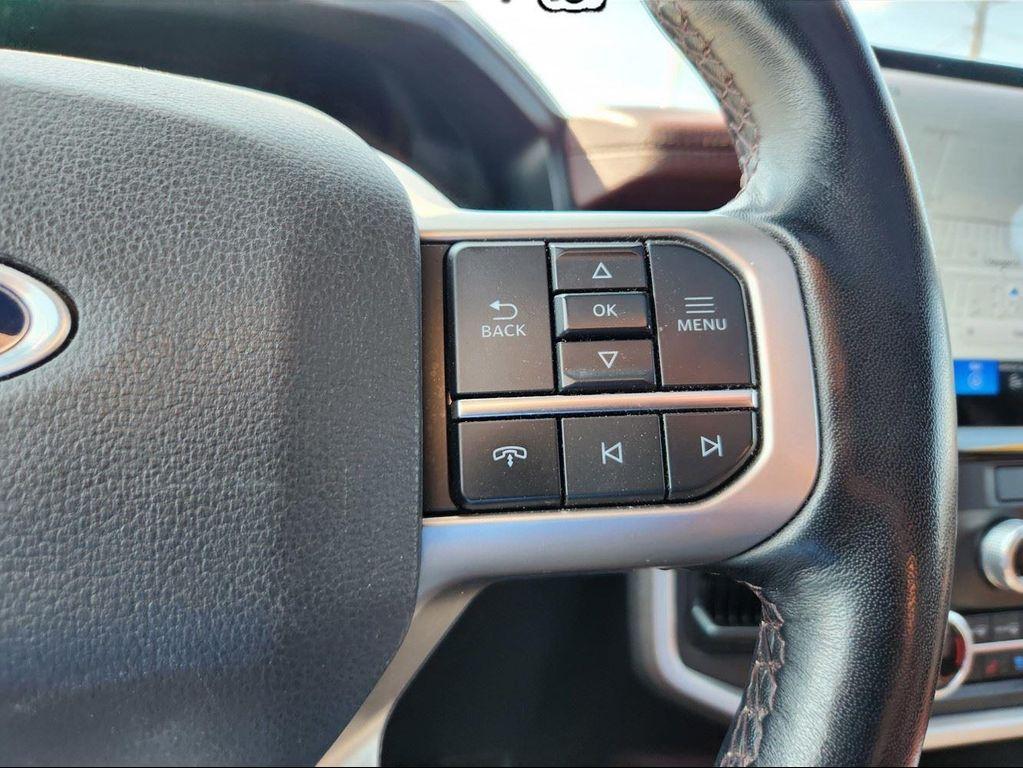 used 2023 Ford Expedition car, priced at $47,998