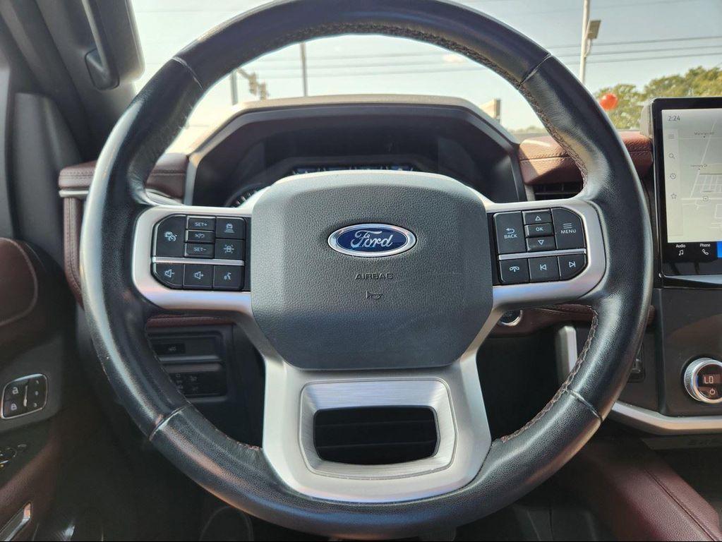 used 2023 Ford Expedition car, priced at $47,998