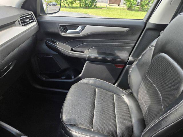 used 2022 Ford Escape car, priced at $25,998