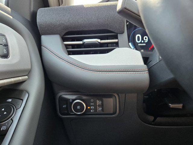 new 2025 Ford Explorer car, priced at $48,895