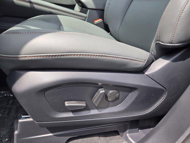 new 2025 Ford Explorer car, priced at $50,590
