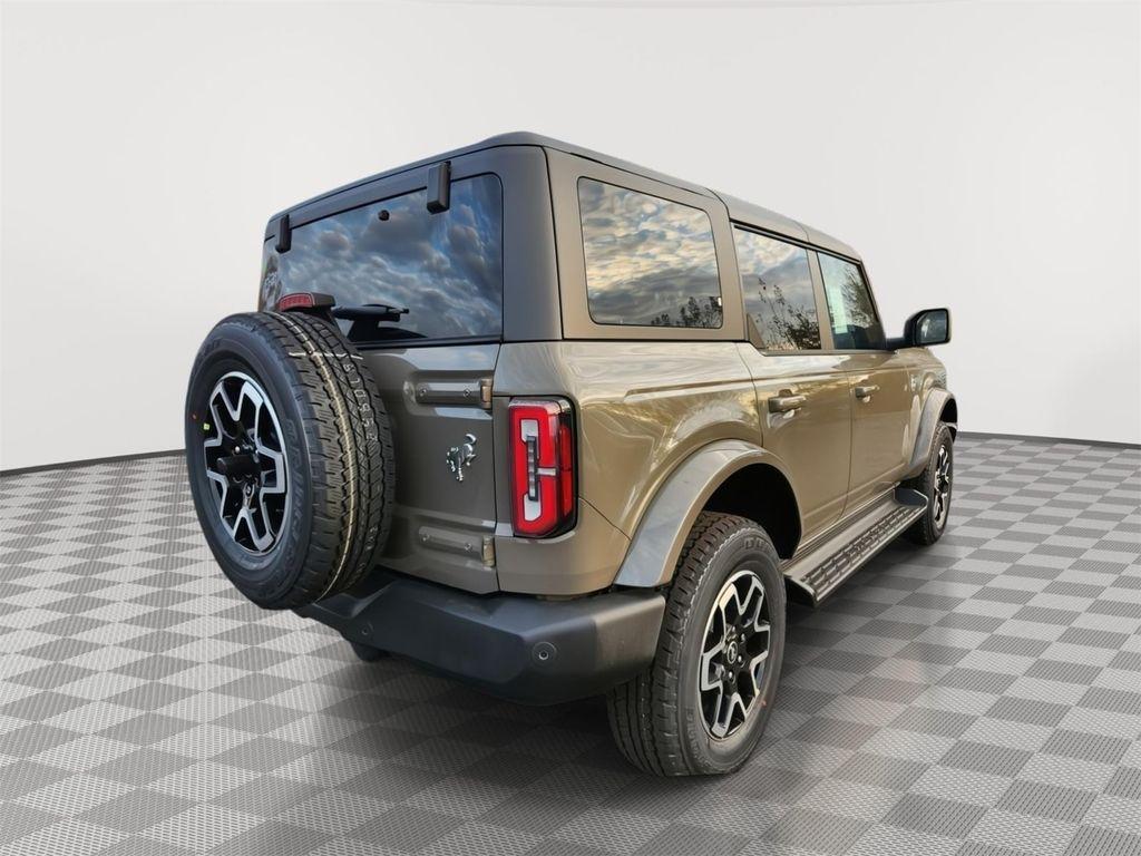 new 2025 Ford Bronco car, priced at $50,930