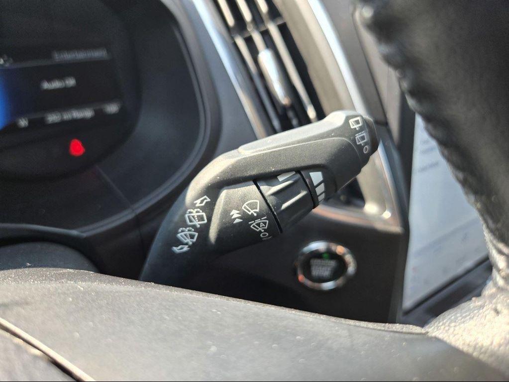 used 2024 Ford Edge car, priced at $29,975