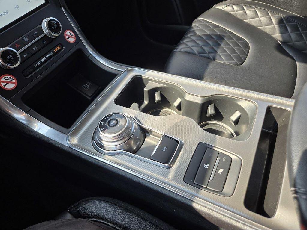 used 2024 Ford Edge car, priced at $29,975