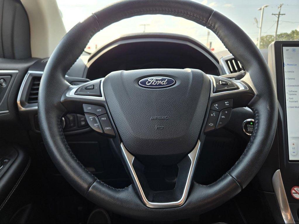 used 2024 Ford Edge car, priced at $29,975