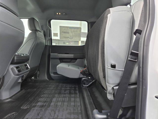 new 2025 Ford F-150 Lightning car