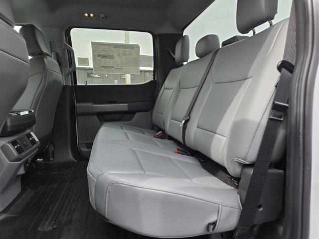 new 2025 Ford F-150 Lightning car