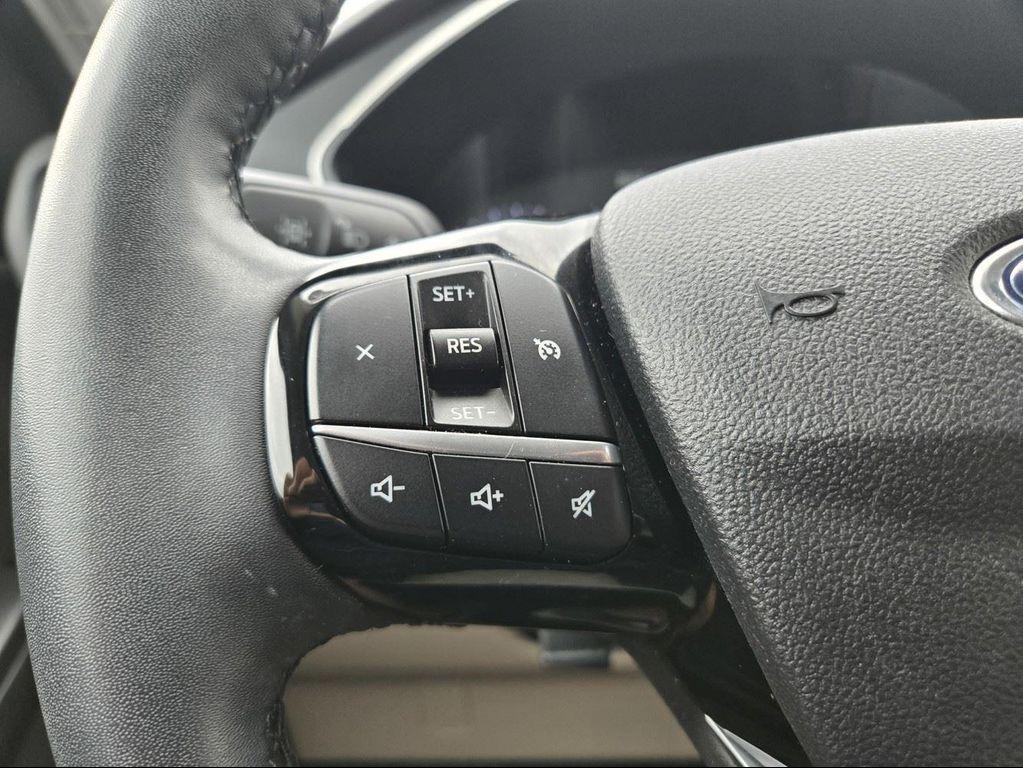 used 2022 Ford Escape car, priced at $20,750