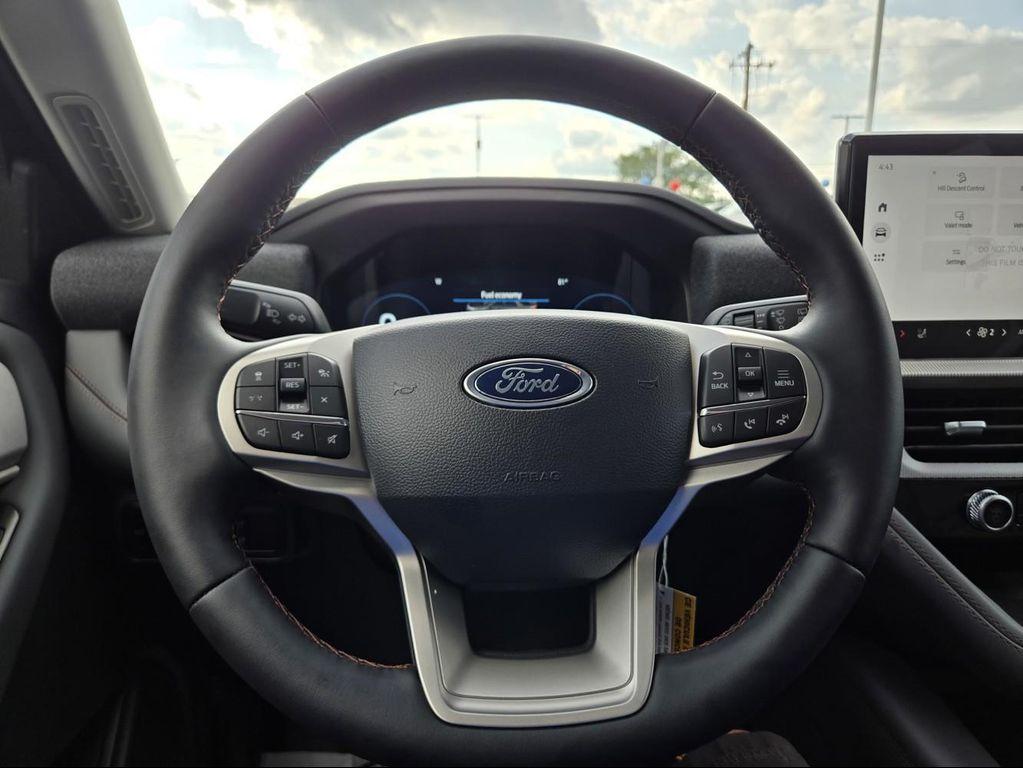 new 2025 Ford Explorer car, priced at $47,875