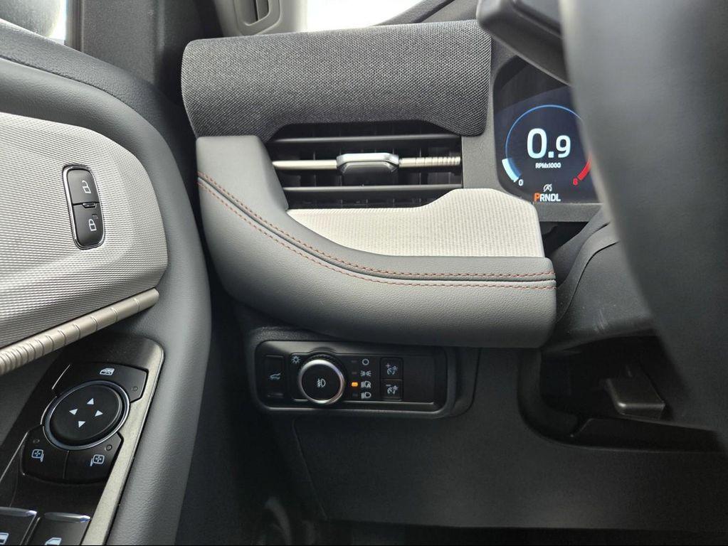 new 2025 Ford Explorer car, priced at $47,875