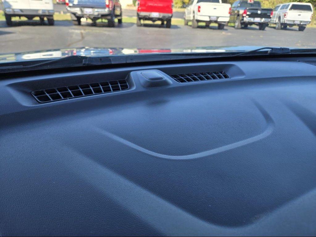 used 2022 Chevrolet Equinox car, priced at $21,550