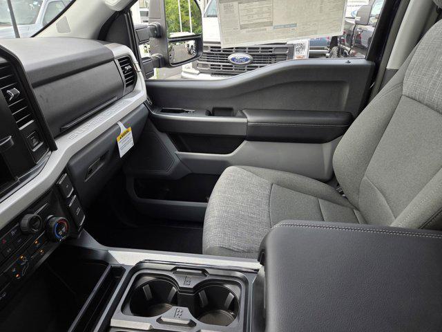 new 2025 Ford F-250 car, priced at $62,995