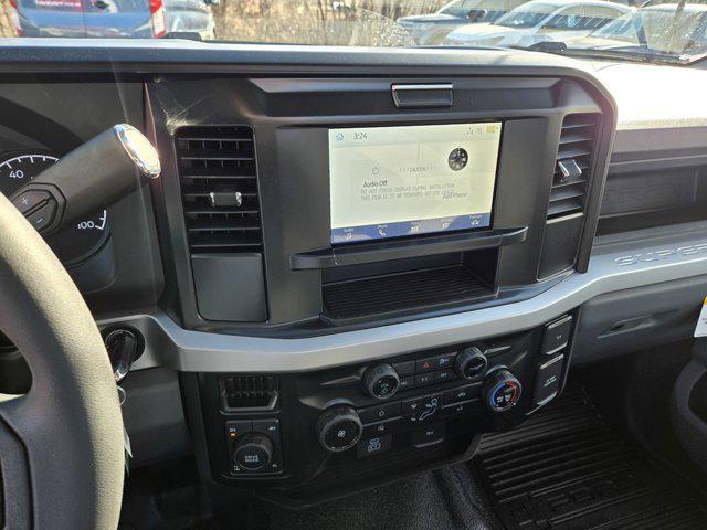 new 2025 Ford F-250 car, priced at $53,795