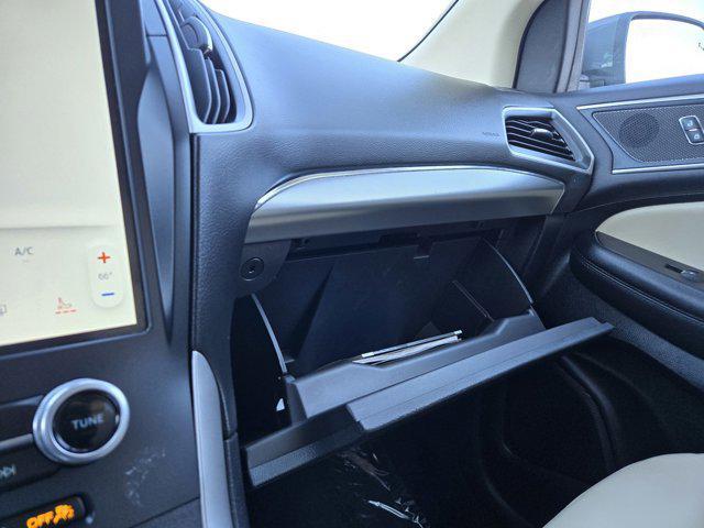 used 2022 Ford Edge car, priced at $23,498