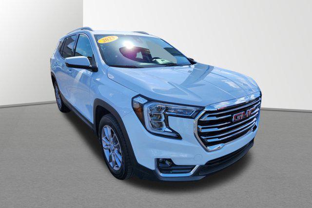 used 2023 GMC Terrain car, priced at $25,125