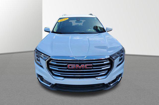 used 2023 GMC Terrain car, priced at $25,125