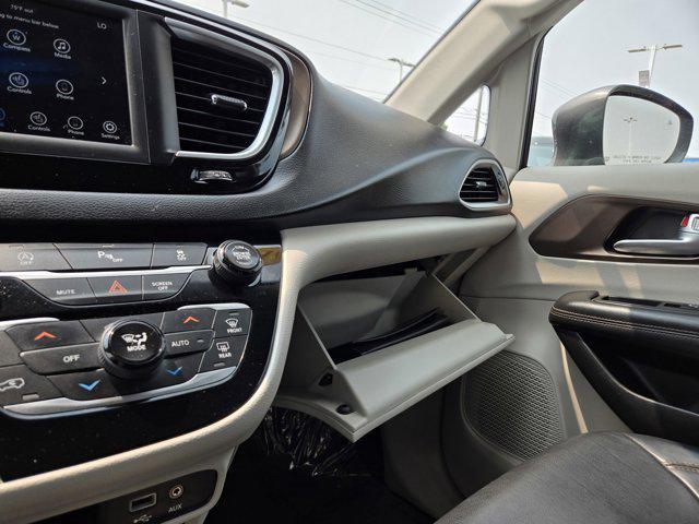 used 2018 Chrysler Pacifica car, priced at $14,598