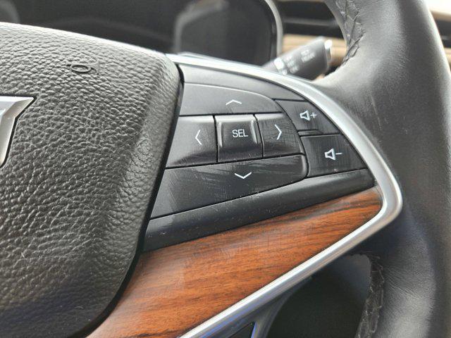 used 2017 Cadillac XT5 car, priced at $21,828