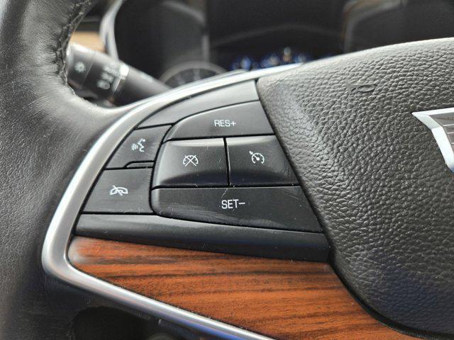used 2017 Cadillac XT5 car, priced at $21,828