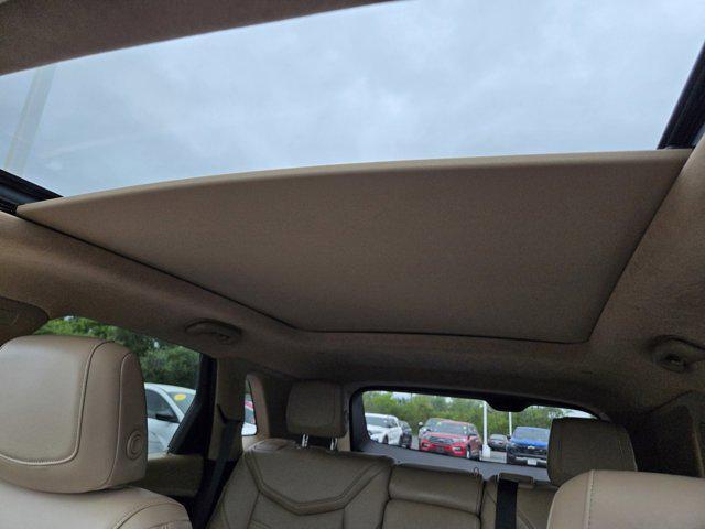 used 2017 Cadillac XT5 car, priced at $21,828