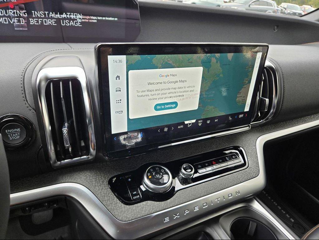 new 2025 Ford Expedition car, priced at $85,060