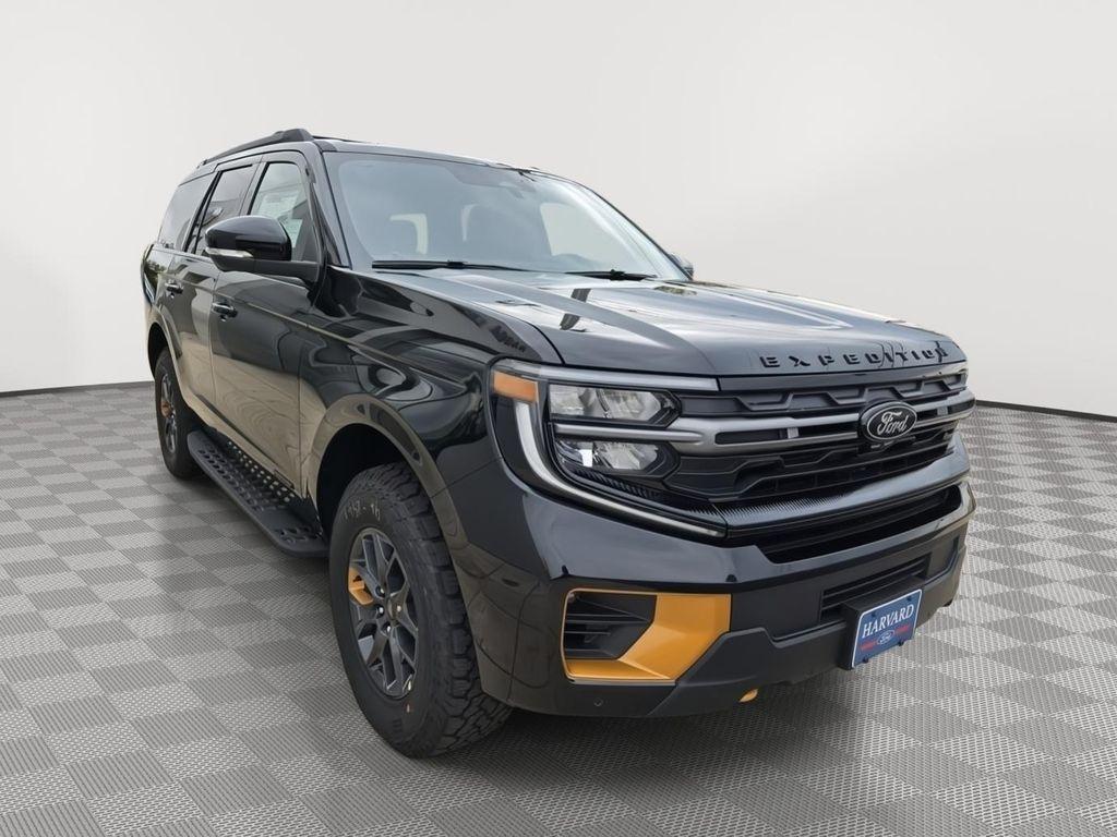 new 2025 Ford Expedition car, priced at $85,060