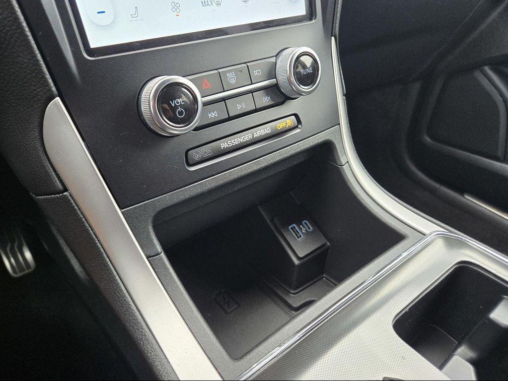 used 2024 Ford Edge car, priced at $31,750