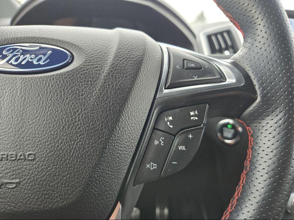 used 2024 Ford Edge car, priced at $31,750