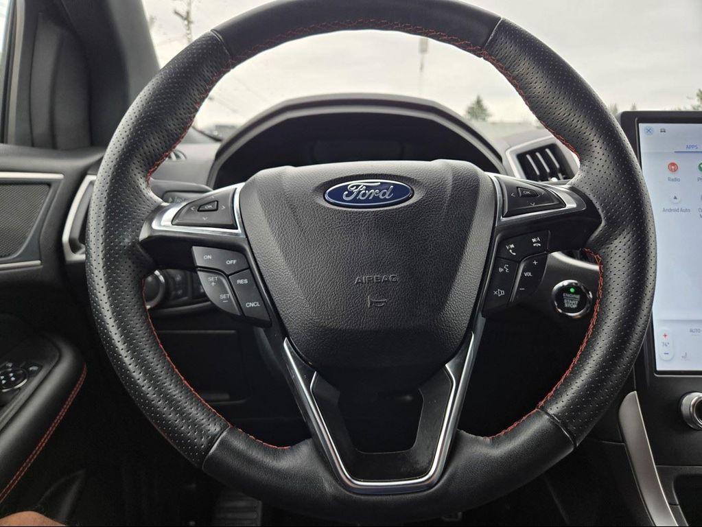 used 2024 Ford Edge car, priced at $31,750