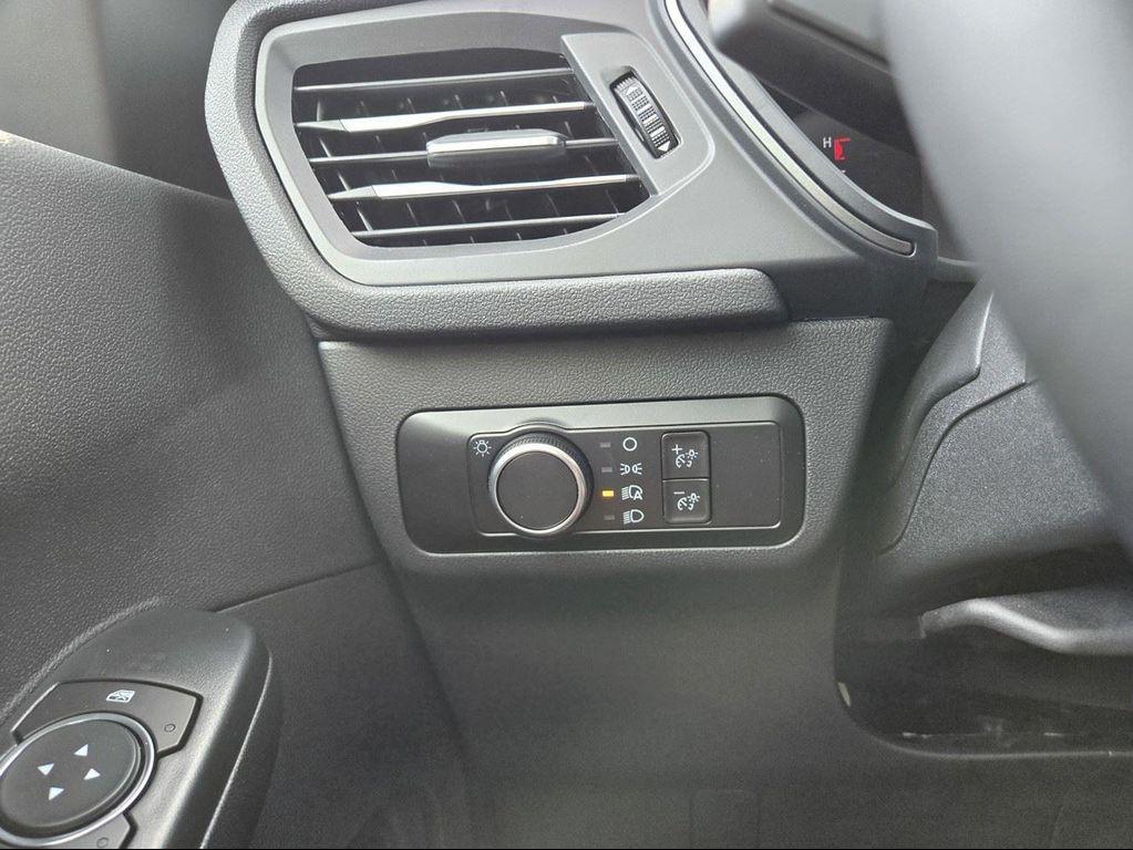 new 2025 Ford Escape car, priced at $29,325