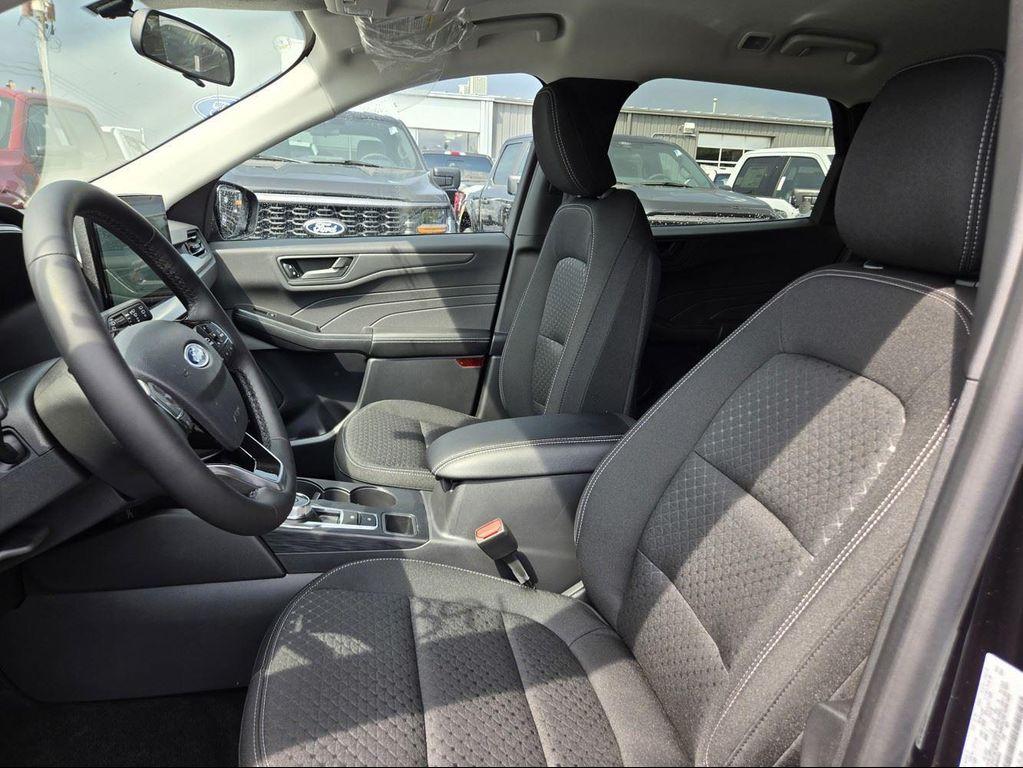 new 2025 Ford Escape car, priced at $29,325