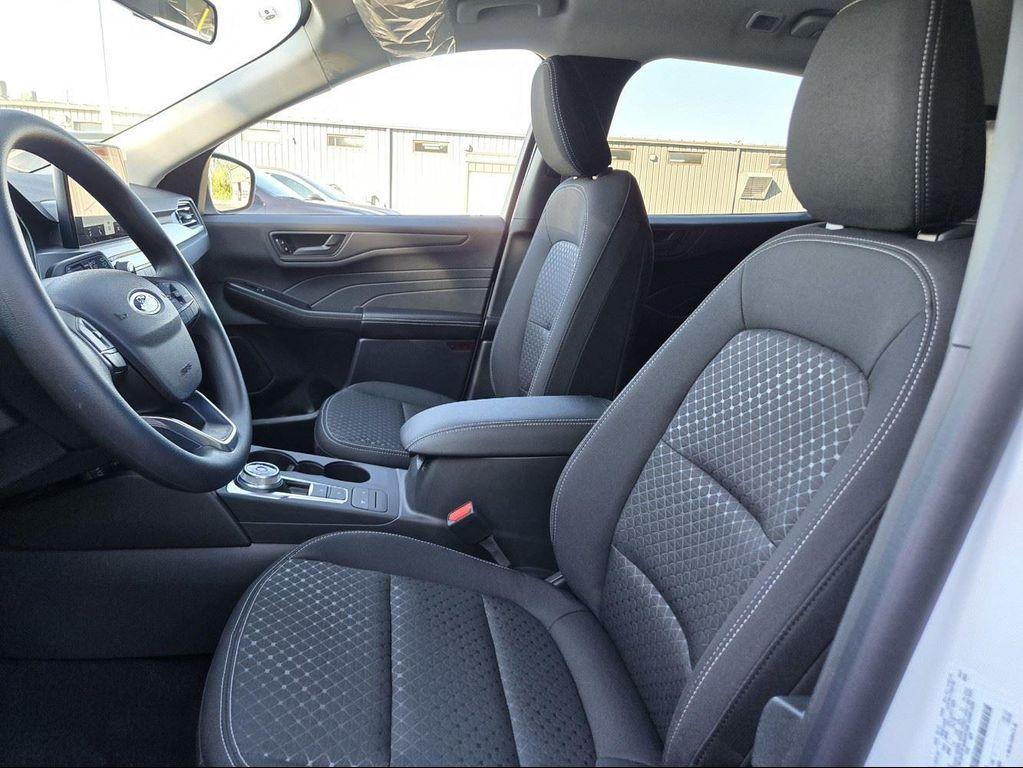 new 2025 Ford Escape car, priced at $33,280