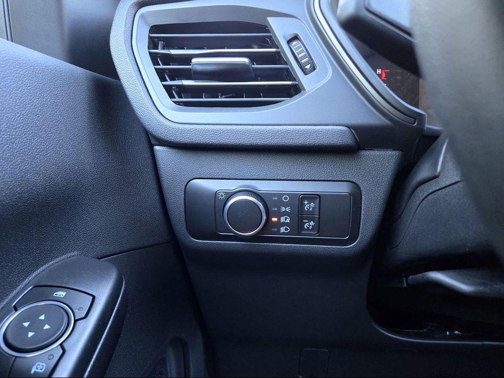 new 2025 Ford Escape car, priced at $33,280