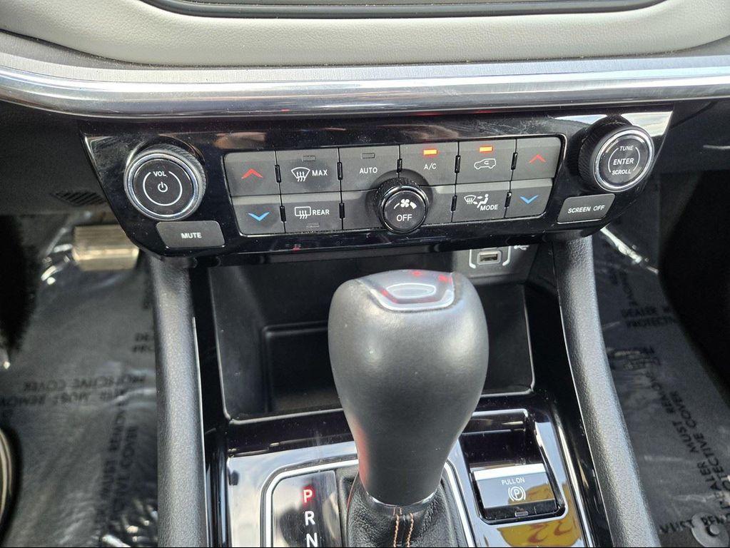 used 2022 Jeep Compass car, priced at $22,975