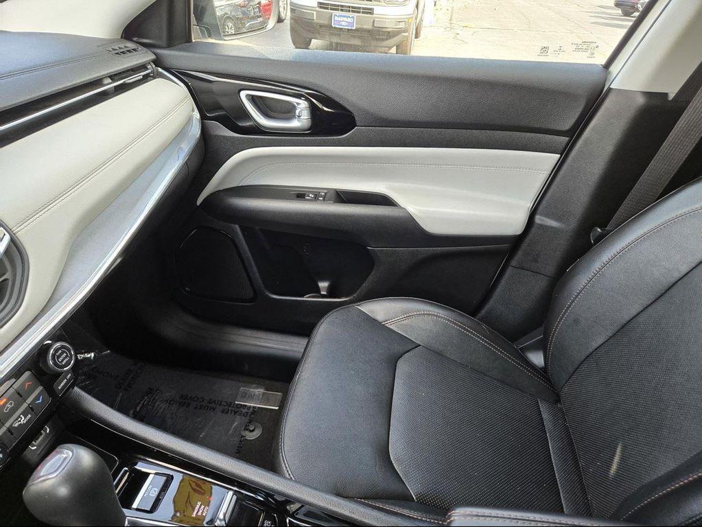 used 2022 Jeep Compass car, priced at $22,975