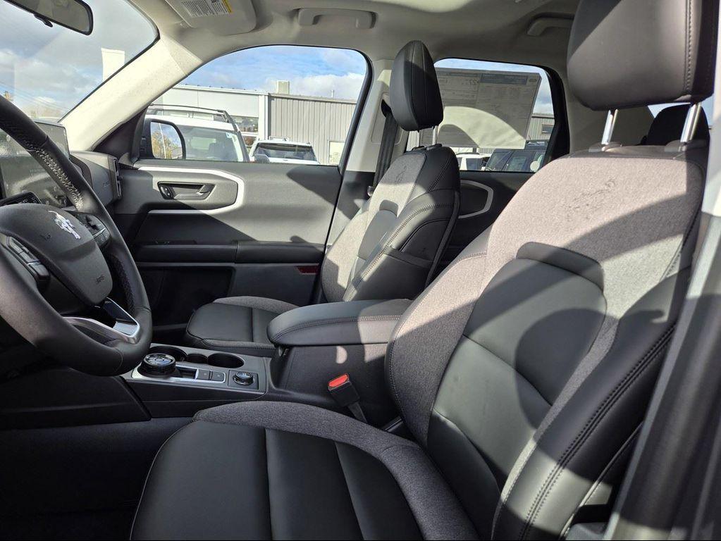 new 2025 Ford Bronco Sport car, priced at $37,560
