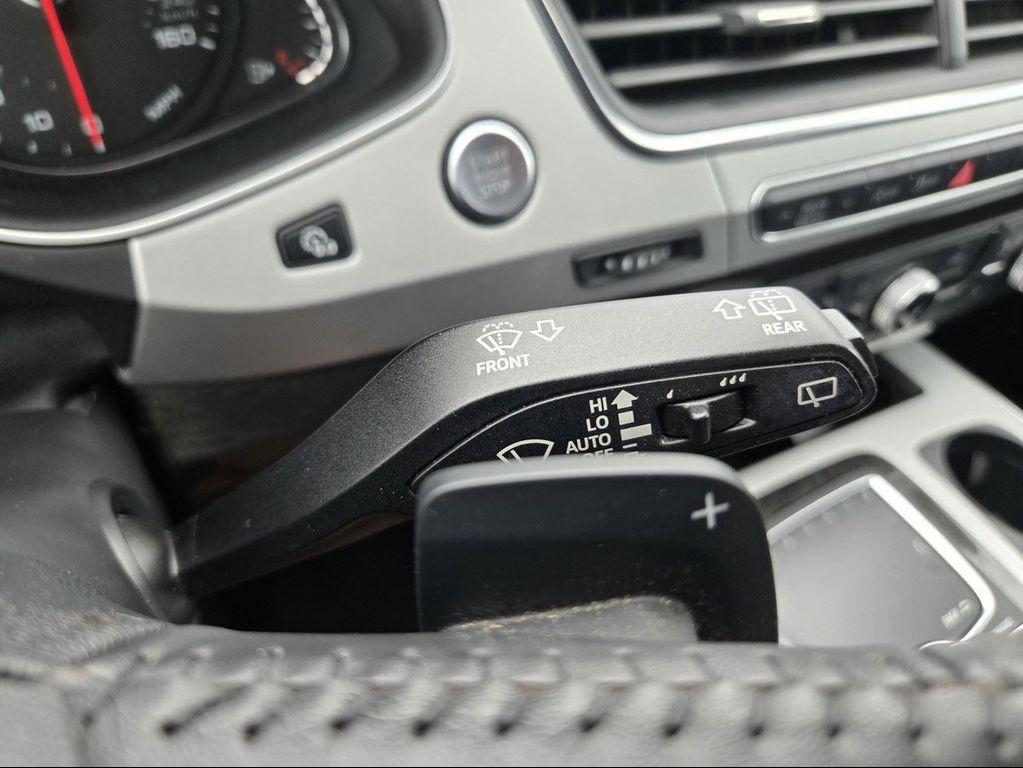 used 2019 Audi Q7 car, priced at $18,975