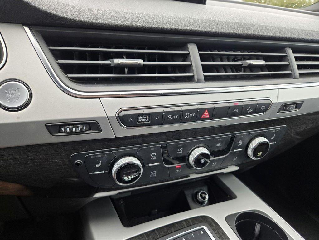 used 2019 Audi Q7 car, priced at $18,975