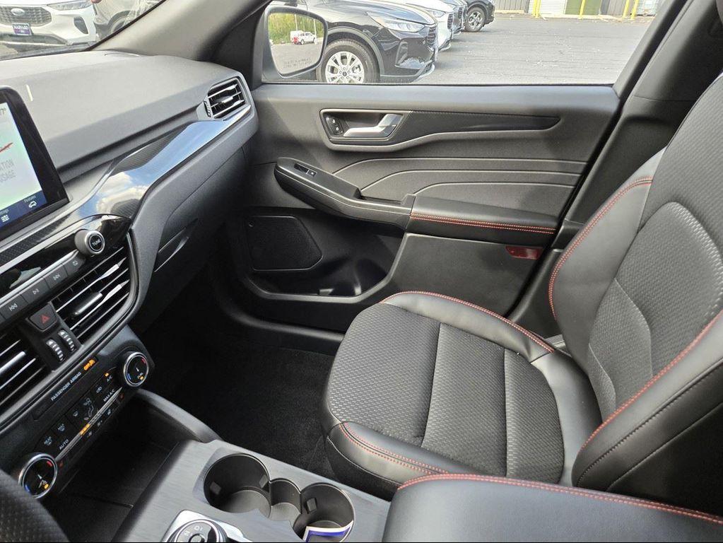 new 2025 Ford Escape car, priced at $30,675