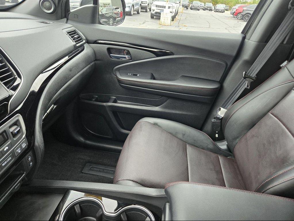 used 2025 Honda Ridgeline car, priced at $40,975