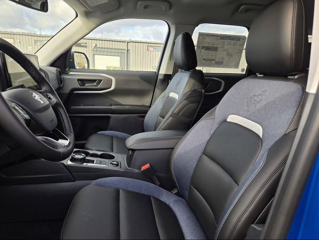 new 2025 Ford Bronco Sport car, priced at $37,985