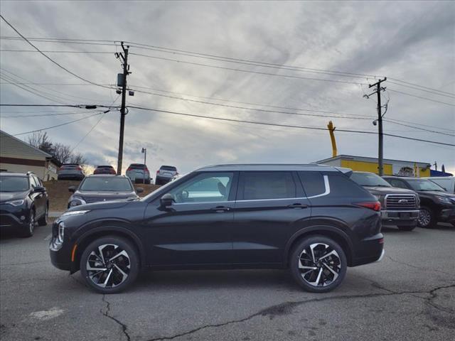 new 2024 Mitsubishi Outlander car, priced at $42,900