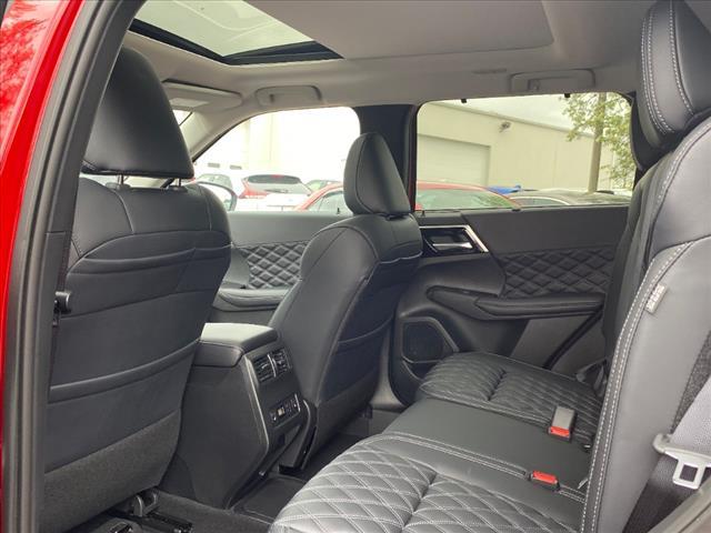 new 2025 Mitsubishi Outlander PHEV car, priced at $50,665