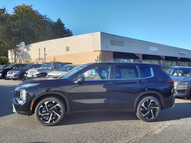 new 2024 Mitsubishi Outlander car, priced at $33,415