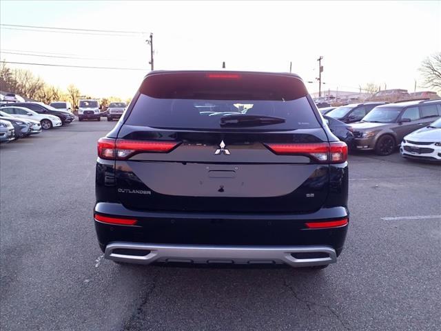 new 2024 Mitsubishi Outlander car, priced at $37,740