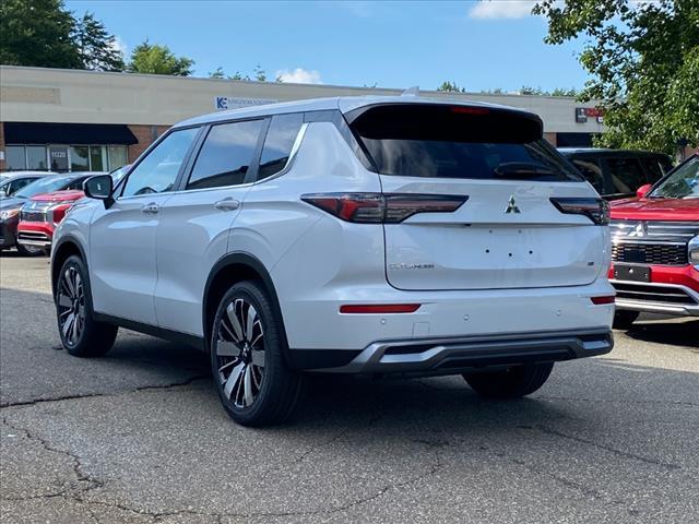 new 2025 Mitsubishi Outlander car, priced at $36,125