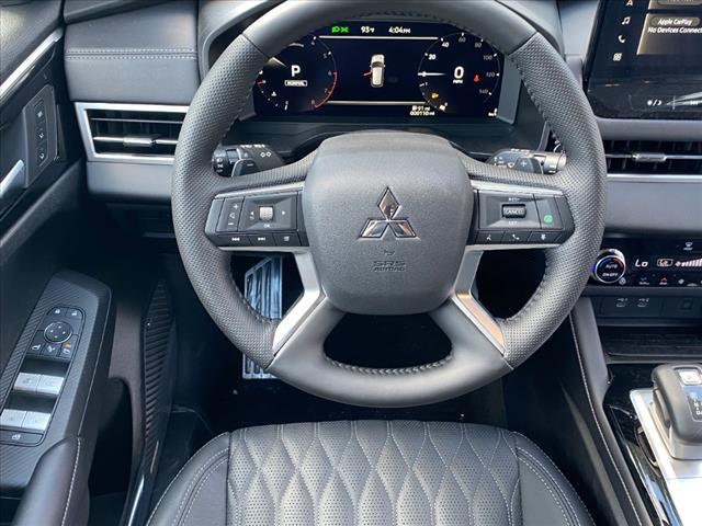 new 2025 Mitsubishi Outlander car, priced at $38,940