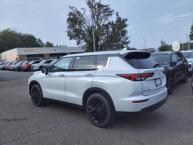 new 2024 Mitsubishi Outlander car, priced at $37,850